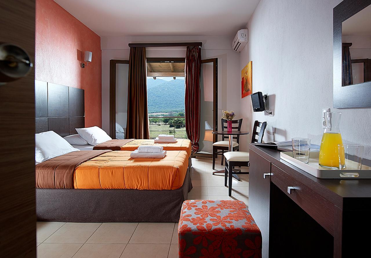 Hotel Orfeas Land Kormísta Habitación foto